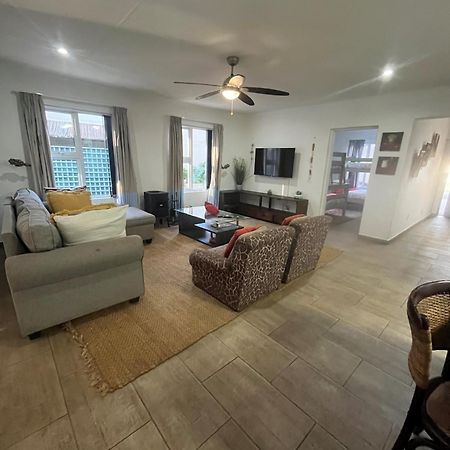Hartees Tropical Island Experience Villa Хартбееспоорт Екстериор снимка