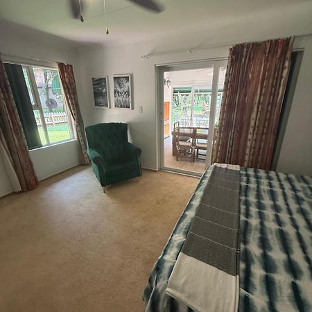 Hartees Tropical Island Experience Villa Хартбееспоорт Екстериор снимка
