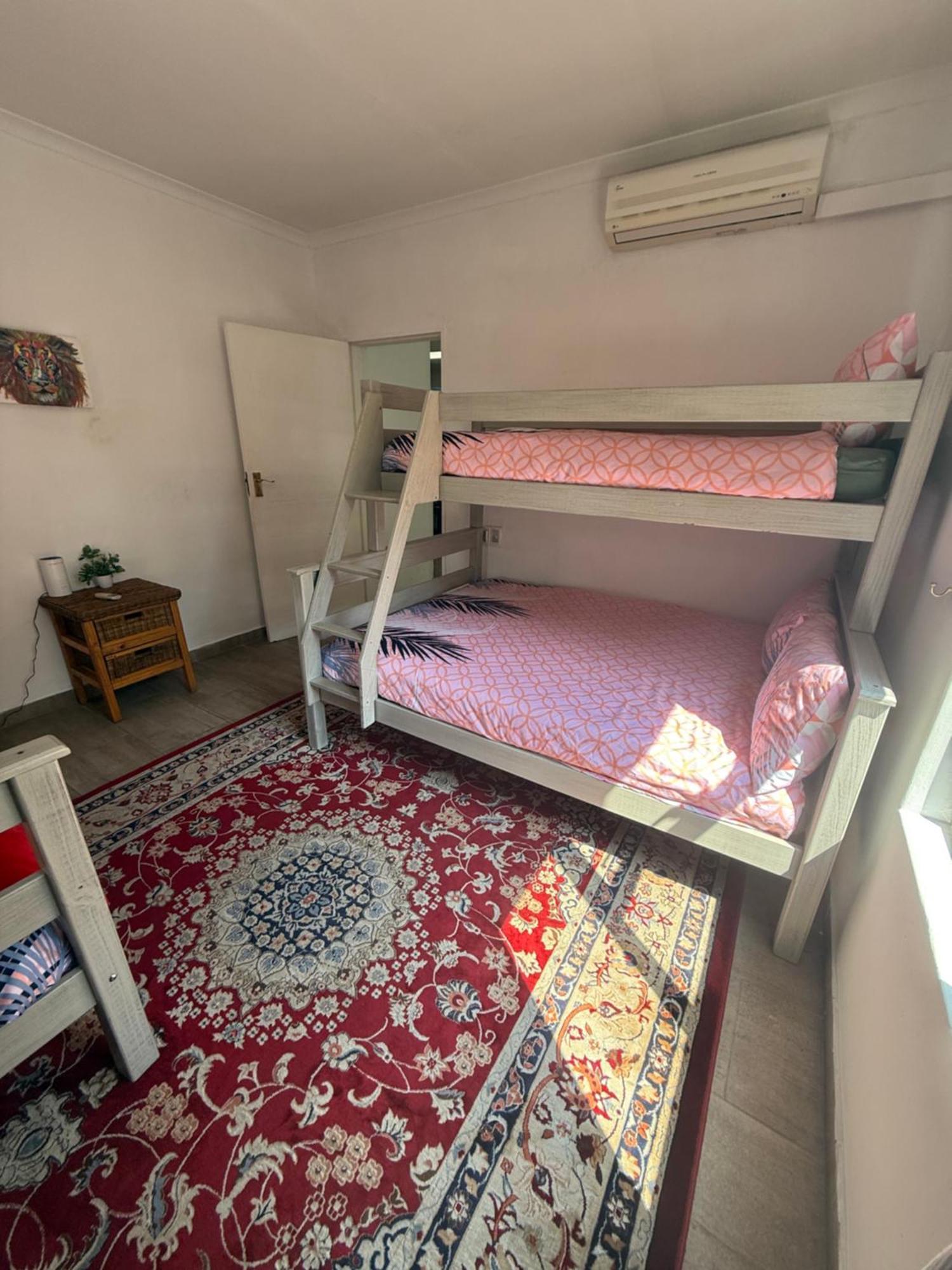 Hartees Tropical Island Experience Villa Хартбееспоорт Екстериор снимка